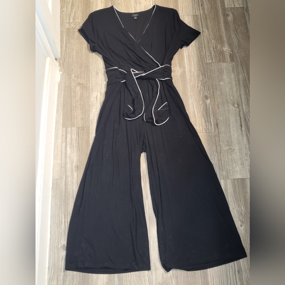 Elegant Black Ann Taylor Jumpsuit with  White Trim and Pockets